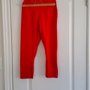 Red Capri Zyia Leggings Accend 6-8